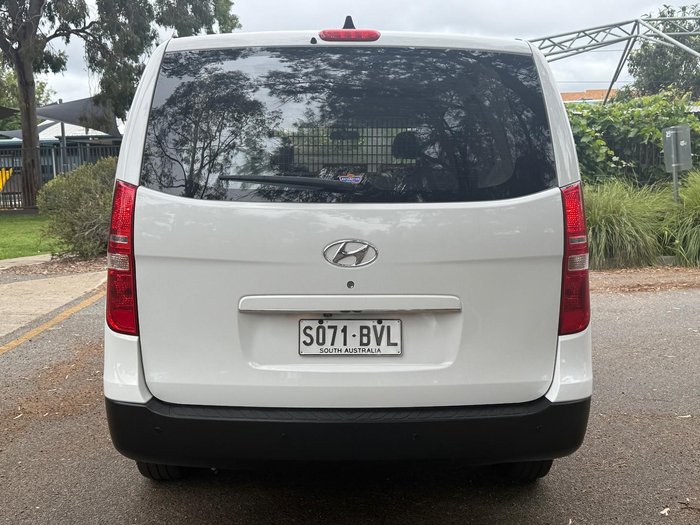 2018 Hyundai iLoad TQ4 MY19 Creamy White