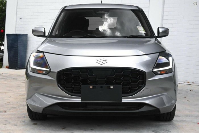 2025 Suzuki Swift Hybrid Plus