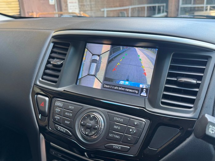 2016 Nissan Pathfinder ST-L