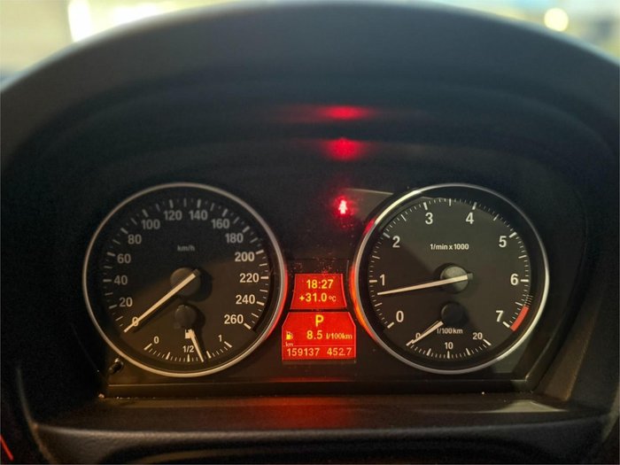 2010 BMW 3 Series 323i Lifestyle