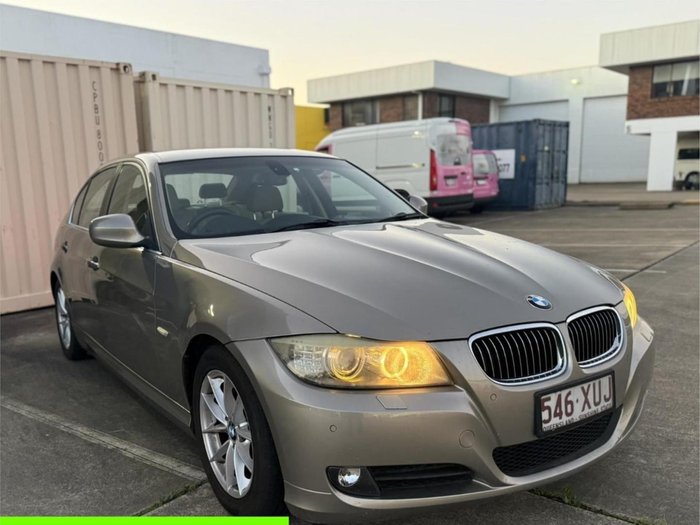 2010 BMW 3 Series 323i Lifestyle