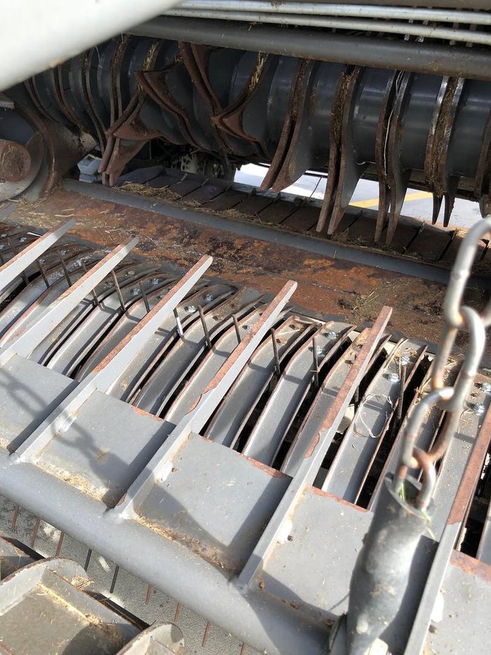 0 Massey Ferguson Mf4160v Xtra 13 Round Baler 1.6M, 13 Knifes 18,920 Bales Red