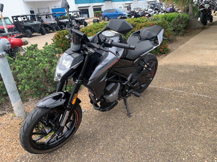 2023 CFMOTO 300 NK ABS Black