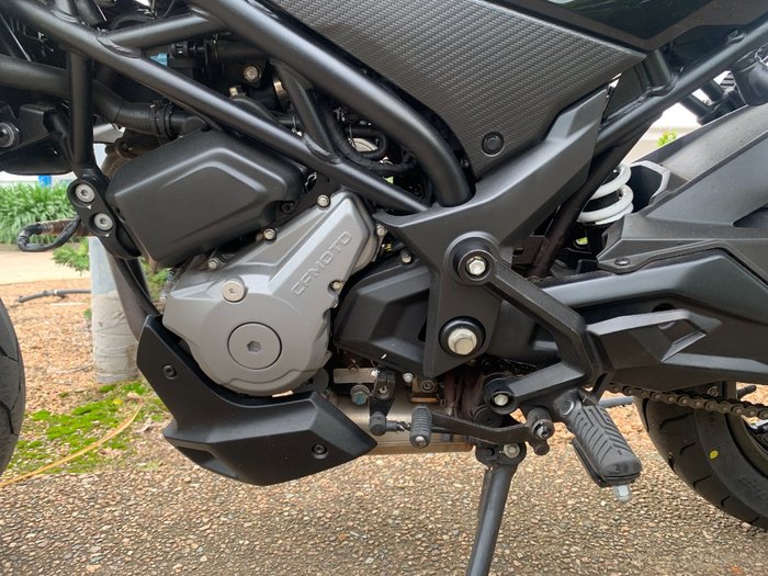 2023 CFMOTO 300 NK ABS Black