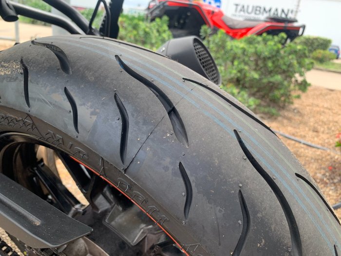 2023 CFMOTO 300 NK ABS Black