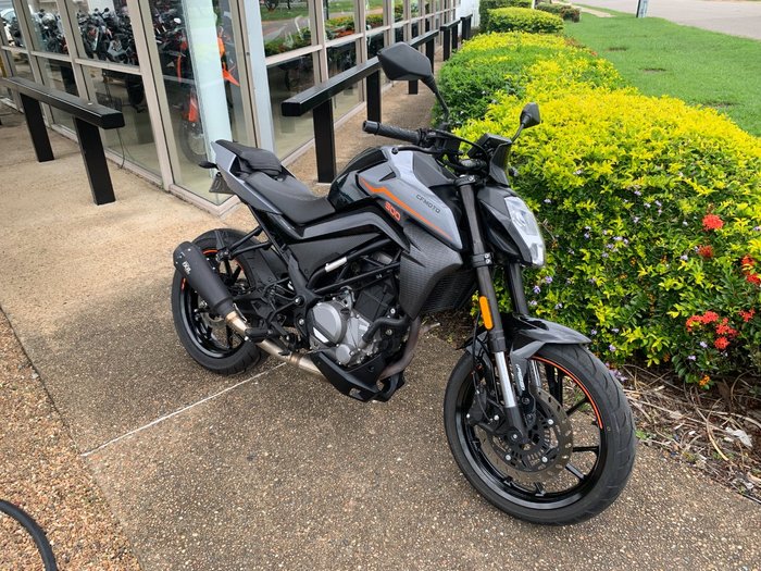 2023 CFMOTO 300 NK ABS Black