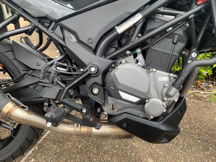 2023 CFMOTO 300 NK ABS Black
