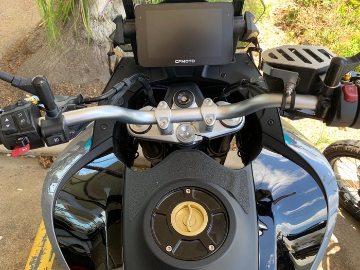 2022 CFMOTO MT SPORT BLACK