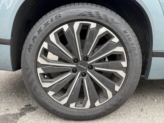 2025 Jaecoo J8 Track