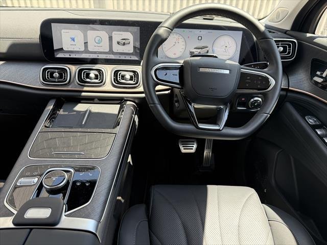 2025 Jaecoo J8 Track