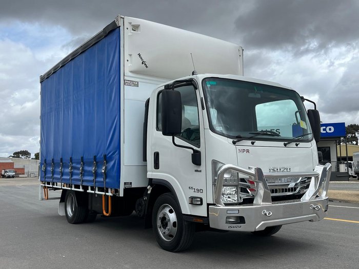 2016 Isuzu Npr 65 190