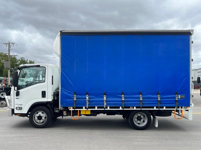 2016 Isuzu Npr 65 190 AMT MWB