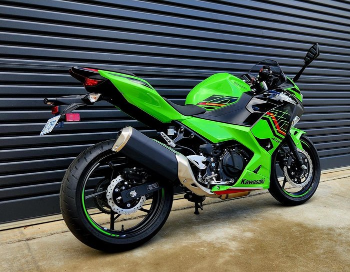 2022 Kawasaki Ninja 400 Special Edition (EX400G) Ninja Green