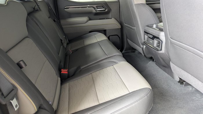 2025 Chevrolet Silverado 1500 ZR2 W/Tech Pack