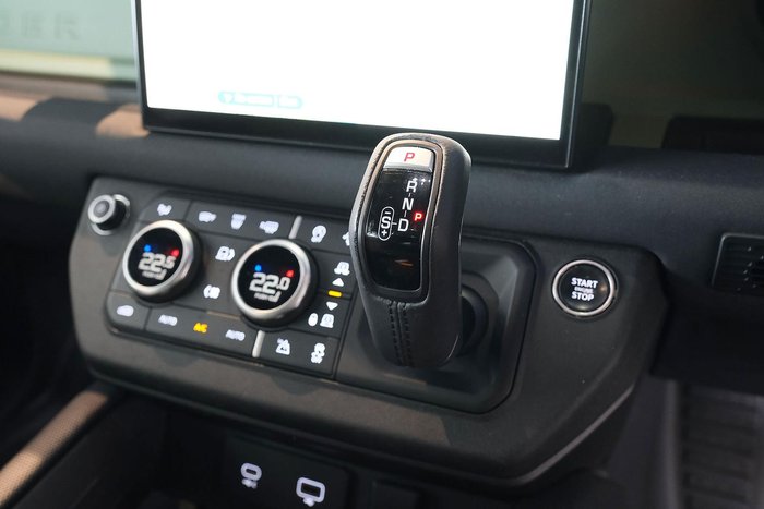 2022 Land Rover Defender 110 P400 75th Edition