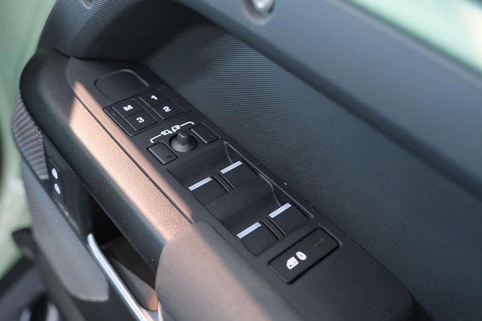 2022 Land Rover Defender 110 P400 75th Edition