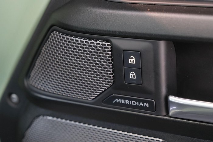 2022 Land Rover Defender 110 P400 75th Edition