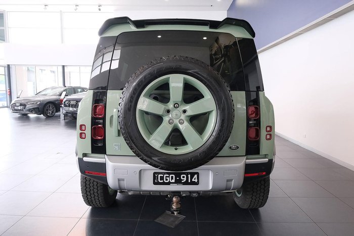 2022 Land Rover Defender 110 P400 75th Edition
