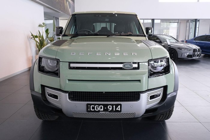 2022 Land Rover Defender 110 P400 75th Edition