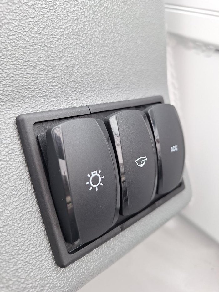 2025 QUINTREX 481 Fishabout Pro