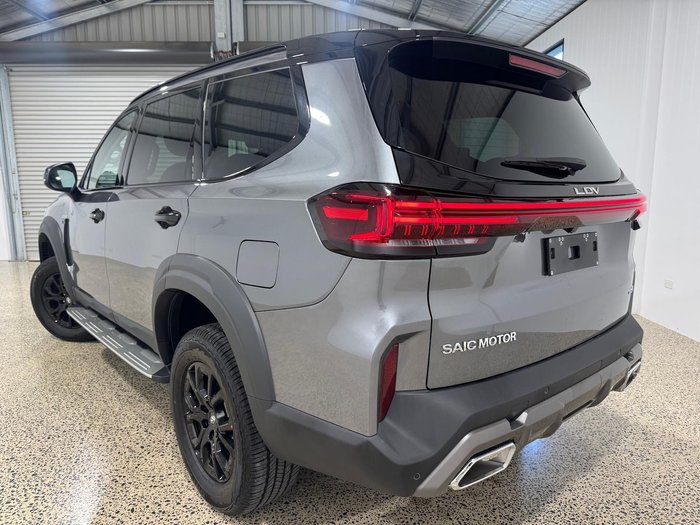 2025 LDV D90 Executive