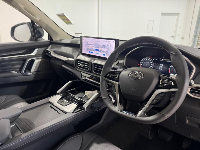 2025 LDV D90 Executive