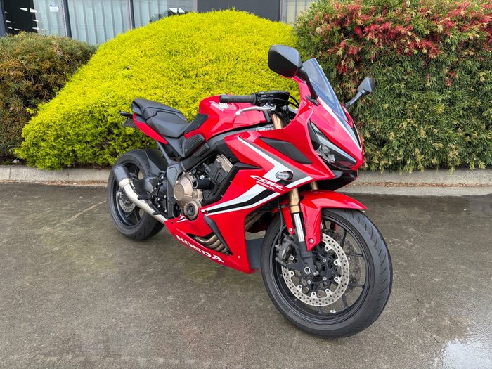 2019 Honda CBR650R Red