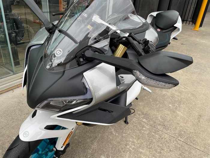 2026 CFMOTO 450 SR S BLACK