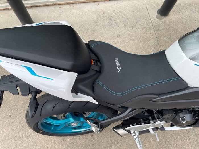 2026 CFMOTO 450 SR S WHITE