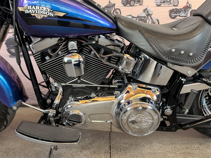 2010 Harley-davidson FLSTF FAT BOY Black