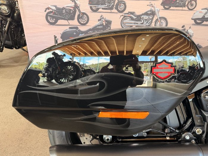 2025 Harley-davidson FXLRST LOW RIDER ST (117) MIDNIGHT FIRESTORM