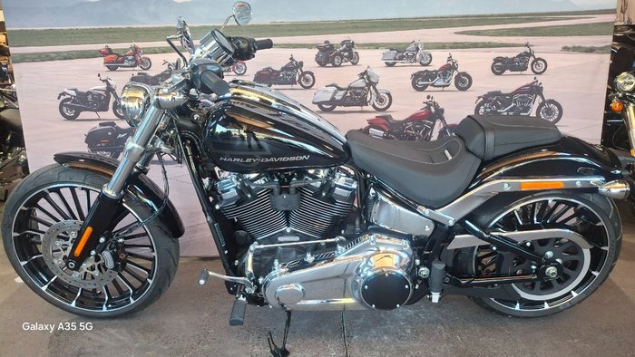 2025 Harley-davidson FXBR BREAKOUT (117) Vivid Black