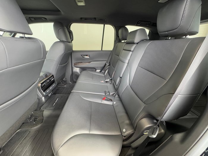 2023 Toyota Landcruiser VX