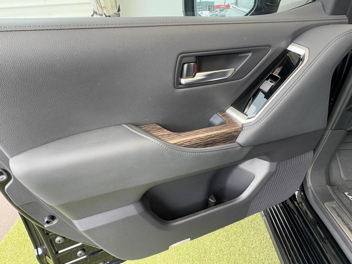 2023 Toyota Landcruiser VX