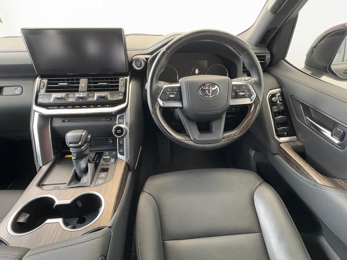 2023 Toyota Landcruiser VX