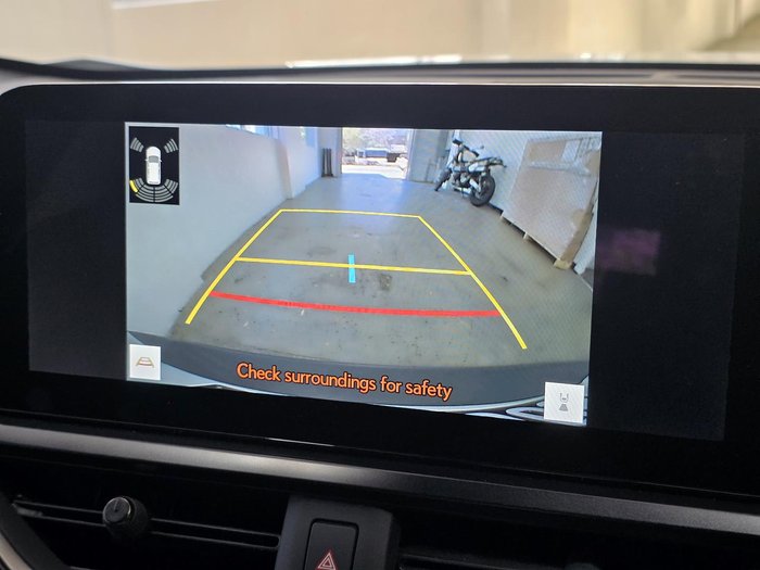 2022 Lexus UX 250h Luxury