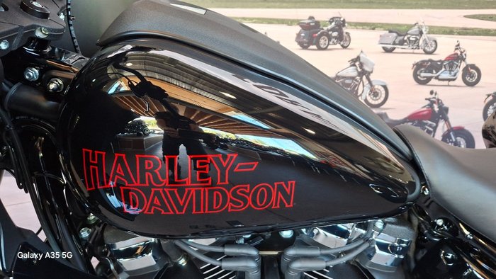 2025 Harley-davidson FXLRST LOW RIDER ST (117) Vivid Black