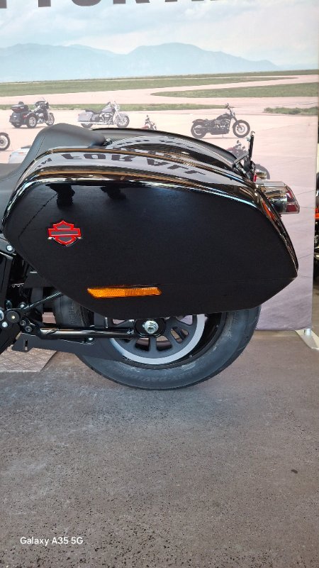 2025 Harley-davidson FXLRST LOW RIDER ST (117) Vivid Black