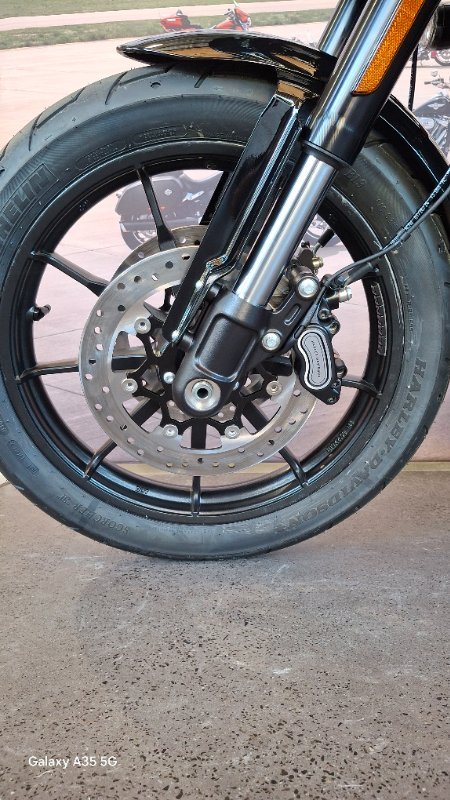 2025 Harley-davidson FXLRST LOW RIDER ST (117) Vivid Black