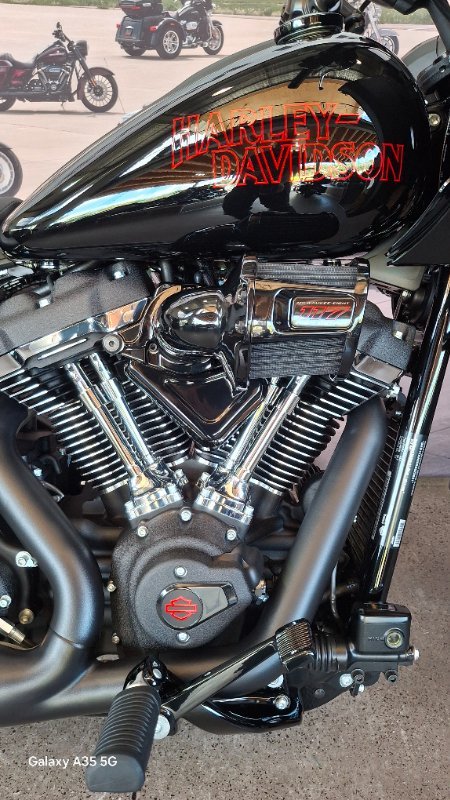 2025 Harley-davidson FXLRST LOW RIDER ST (117) Vivid Black