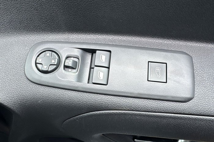 2024 Peugeot Partner Pro