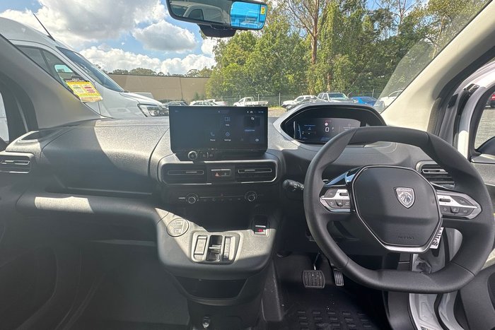 2024 Peugeot Partner Pro