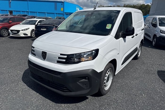 2024 Peugeot Partner Pro