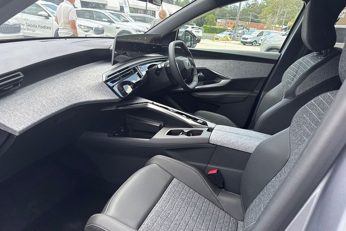 2025 Peugeot 3008 Allure Hybrid