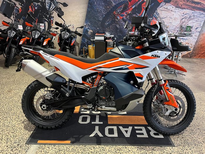 2024 KTM 890 Adventure R Adventure Orange