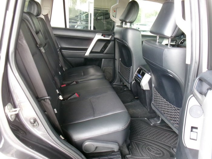 2022 Toyota Landcruiser Prado VX