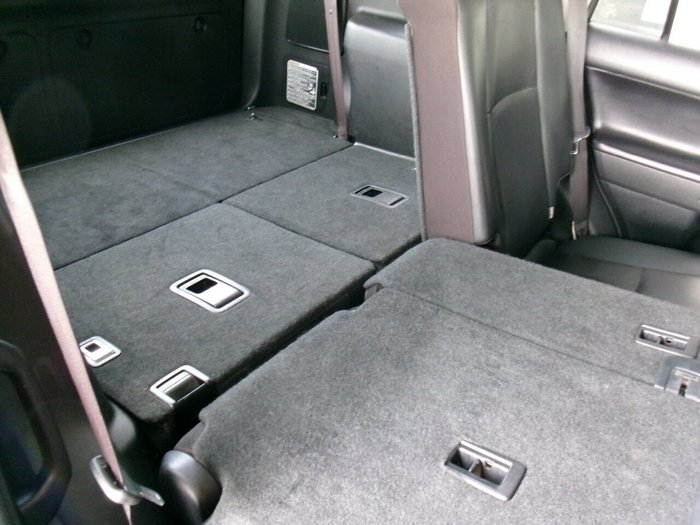 2022 Toyota Landcruiser Prado VX