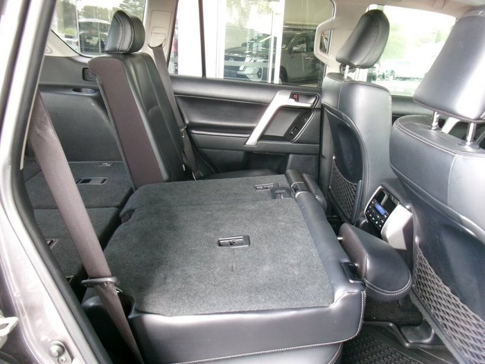 2022 Toyota Landcruiser Prado VX