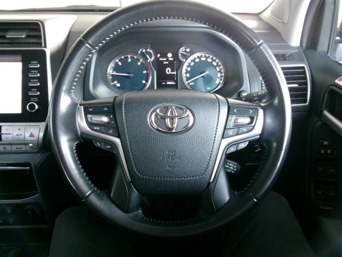 2022 Toyota Landcruiser Prado VX