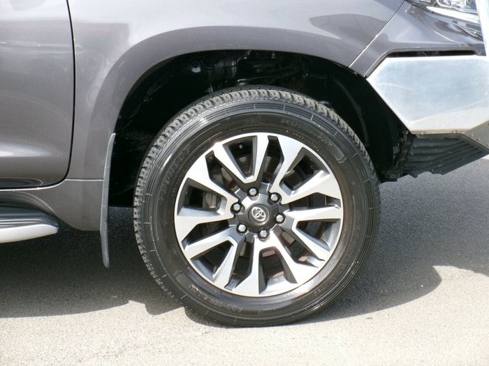 2022 Toyota Landcruiser Prado VX